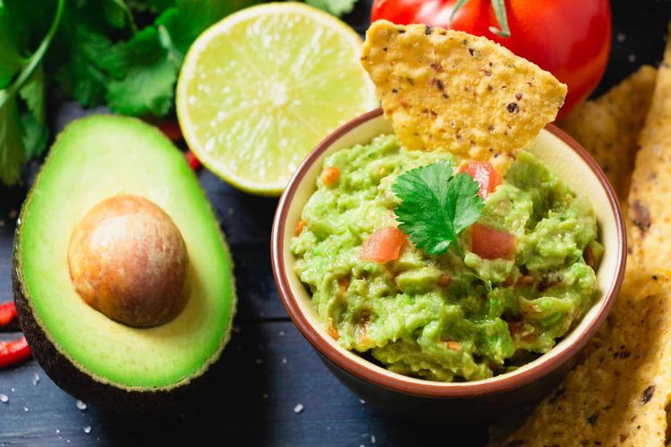 Bildnachweis: © stock.adobe.com / asife Avocado-Creme (Guacamole)