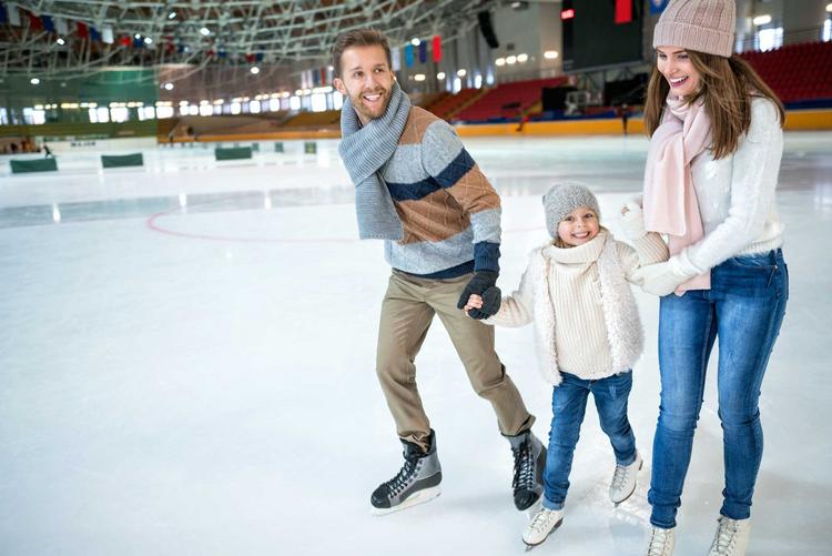 Schlittschuhlaufen: Spaß für die ganze Familie